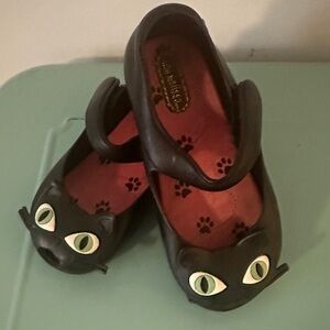 Mini Melissa Black Cat size 8